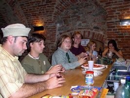 6 - na baru - Vojtovy narozeniny (40) - Kuba, Štěpán, Alex, Matěj, Míša, Jana